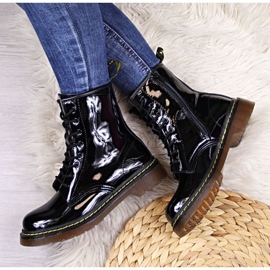 Bottines en cuir laqué Filippo W PAW78 isolées le noir 7