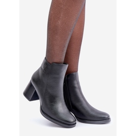 Bottines isolées, noires 1