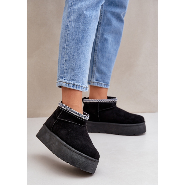 Bottes de neige à plateforme noires avec broderie décorative le noir 2