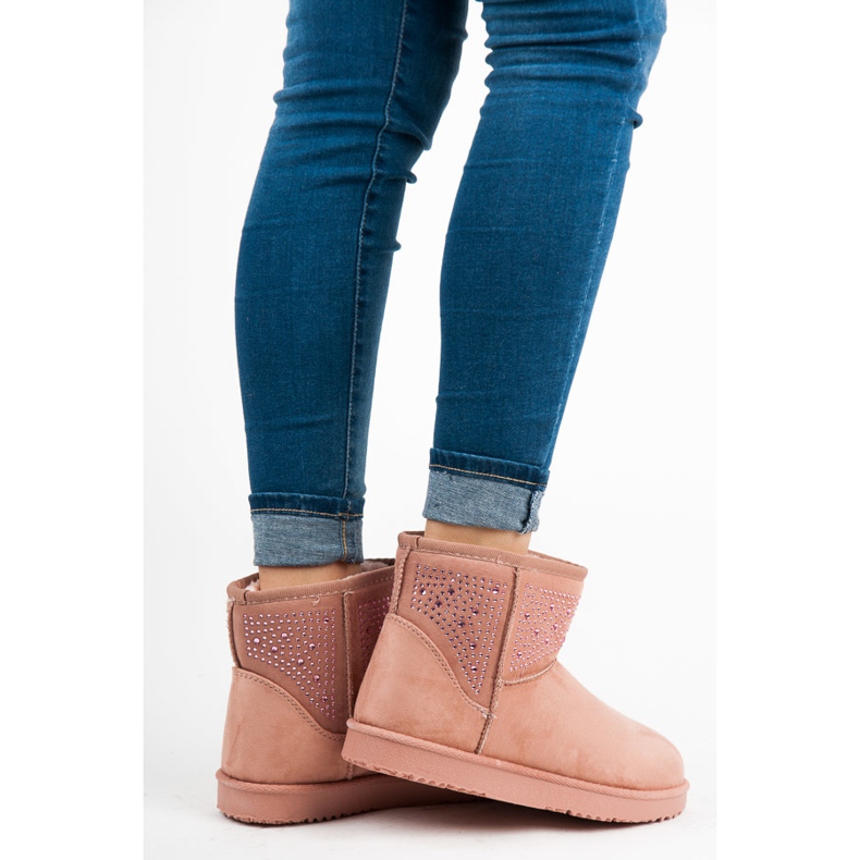 Bottes de neige roses 1