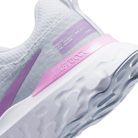 Chaussures de running Nike React Infinity 3 W DZ3016-100 blanche 7