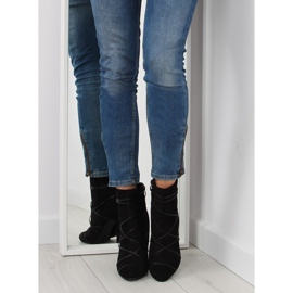 Daim noir sur un talon haut le noir 5