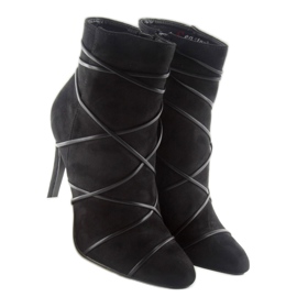 Daim noir sur un talon haut le noir 7