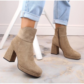 Bottines isolées en daim à talon haut et plateforme M.Daszyński W SAN24B, beige 3