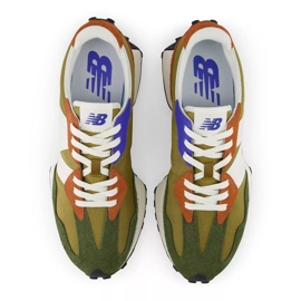 Chaussures New Balance M MS327HC vert 13