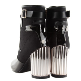 Bottines noires à talon métallisé le noir 1