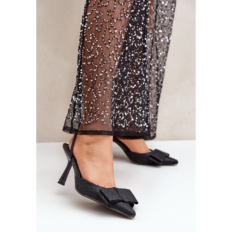 Talons hauts noirs brillants avec un nœud le noir 2