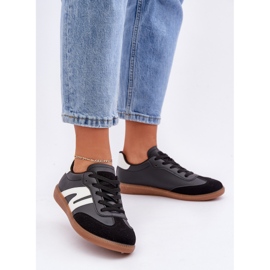 Baskets basses pour femmes en cuir écologique noir Navidemi le noir 2