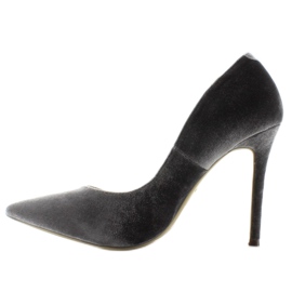 Superbes talons en velours gris 2
