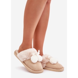 Pantoufles Beiges Pour Femmes Avec Fourrure 1
