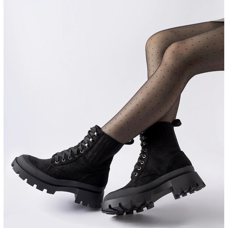 Bottines noires en éco-daim par Orson - Solea le noir 1