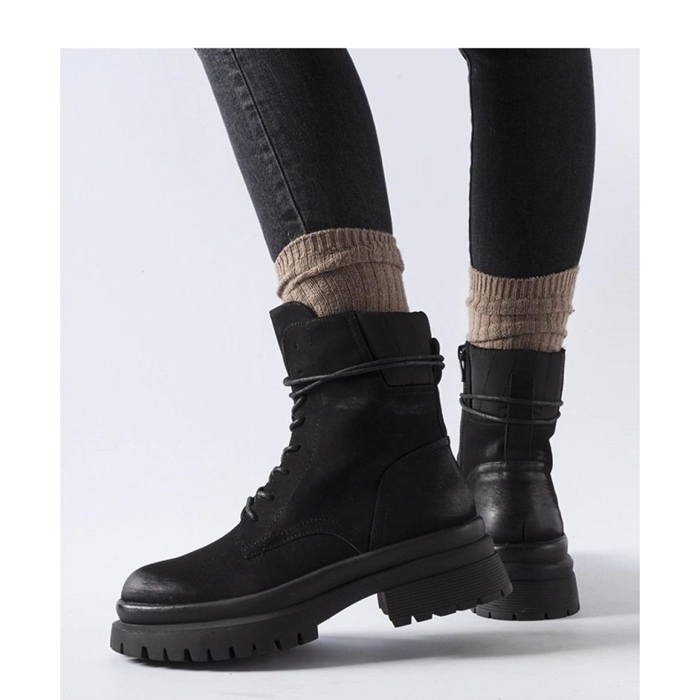 Bottines noires à bout usé, Vadnais - Solea le noir 1