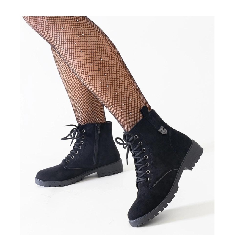 Bottines workwear noires en éco-daim sur la plateforme Madana - Solea le noir 1