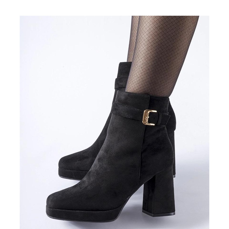 Bottines classiques isolées noires en daim Caio - Solea le noir 1