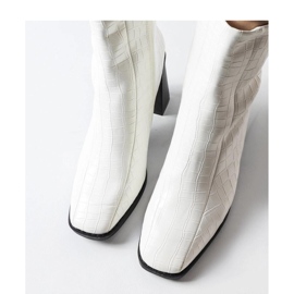 Bottines blanches avec cuir imitation crocodile Belluci - Solea 1 Bottines blanches avec cuir imitation crocodile Belluci - Solea 1