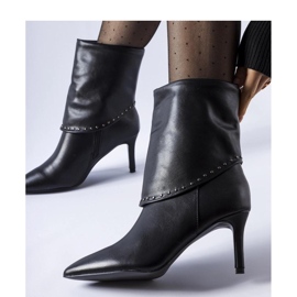 Bottines isolées noires de Cipresso - Solea 1