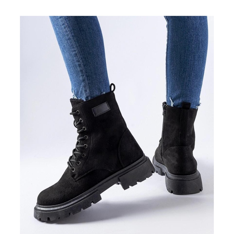 Boots isolées noires en éco-daim par Mestervi - Solea le noir 1