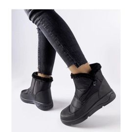 Bottes de neige isolées noires avec fermeture éclair le noir 1