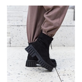 Bottes zippées isolées noires en éco-daim le noir 4