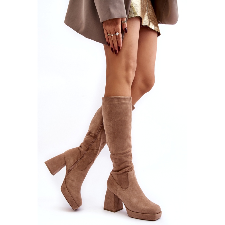 Ideal Shoes Bottes isolées beige des femmes 3