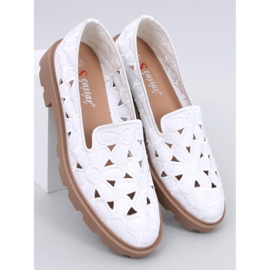 Mocassins ajourés blancs 1