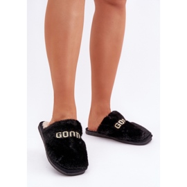 Chaussons pour femmes en fourrure douce le noir 1