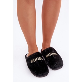 Chaussons pour femmes en fourrure douce le noir 2