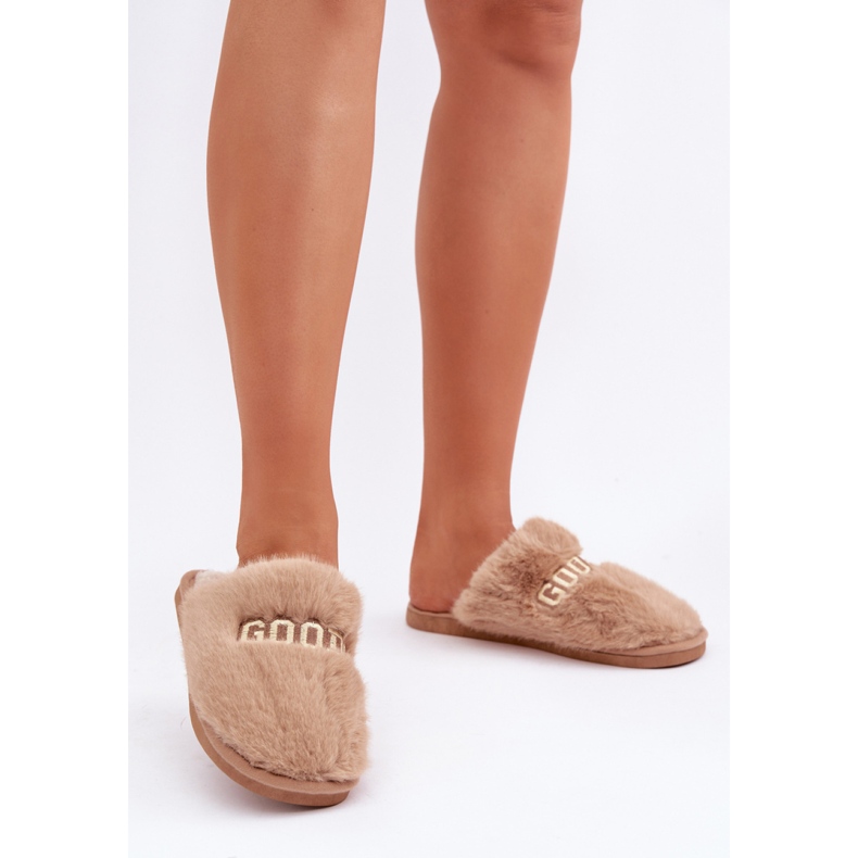 Chaussons pour femmes en fourrure douce brun 1