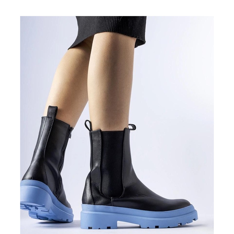 Chaussures noires à semelle bleue Georgette - Solea le noir 1