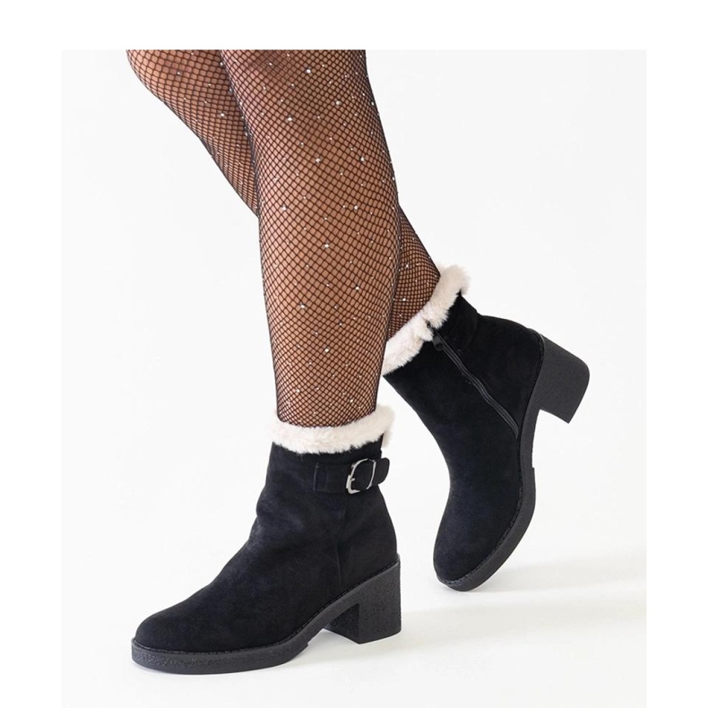 Bottines noires ornées de fourrure Amtula en éco-daim - Solea le noir 1