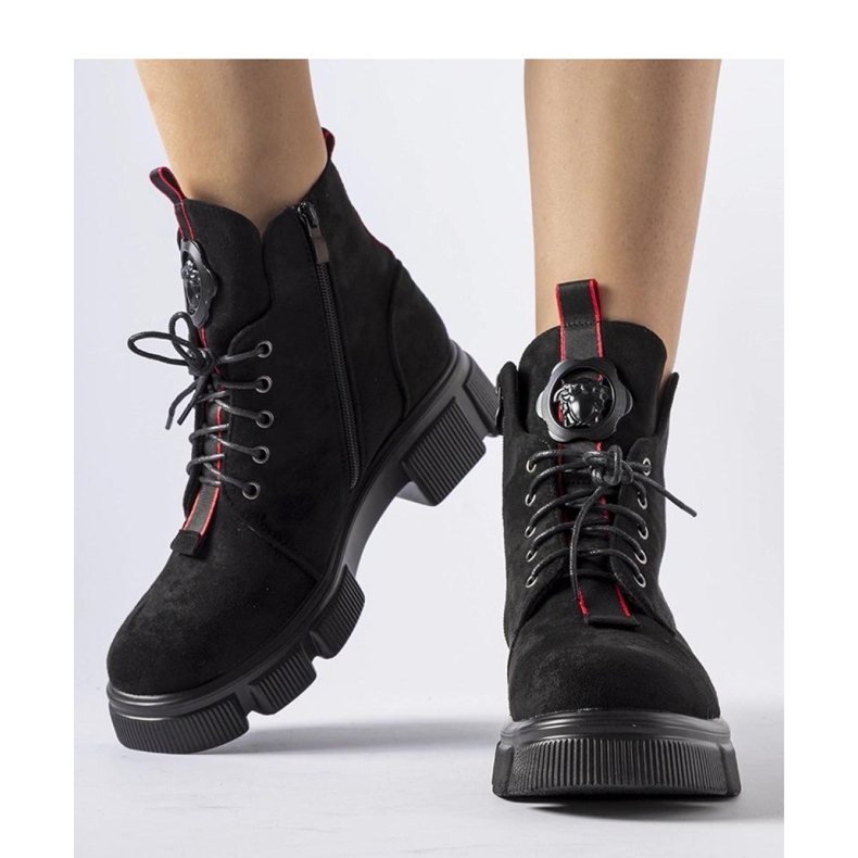 Bottines noires ornées de liserés rouges Monrency - Solea le noir 1 Bottines noires ornées de liserés rouges Monrency - Solea le noir 1