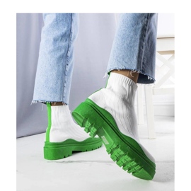 Bottines chaussettes blanches à semelle verte 2