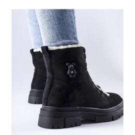 Bottines isolées noires en éco-daim 1