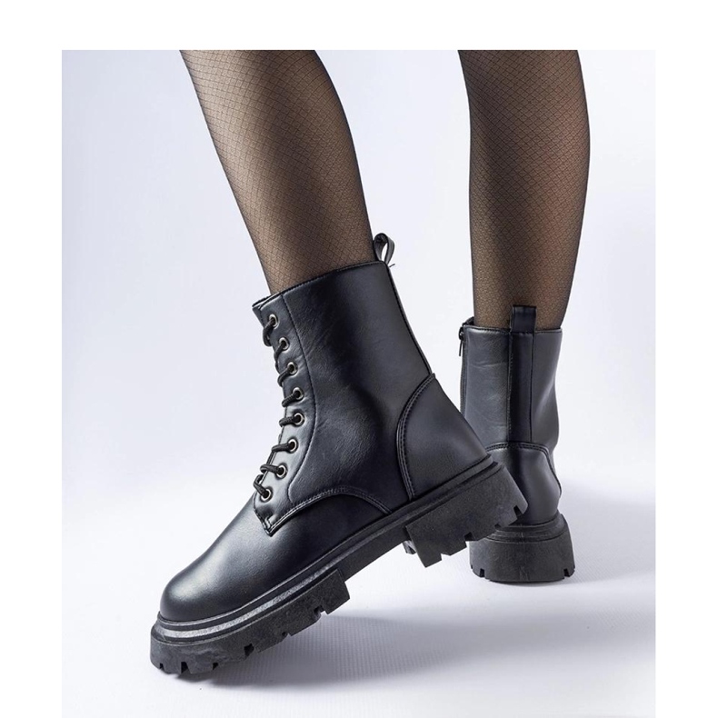Bottines isolantes noires pour femme 1
