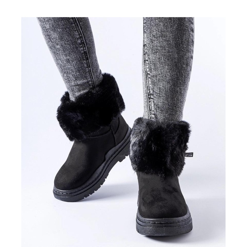 Bottes de neige isolées noires avec fermeture éclair le noir 1