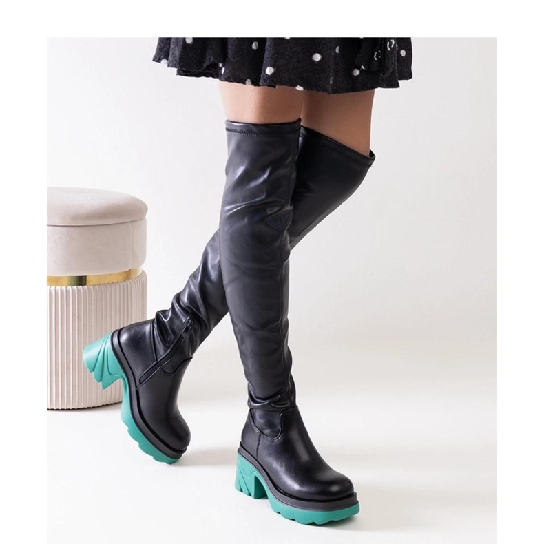 Bottes isolées noires à talon massif le noir 1