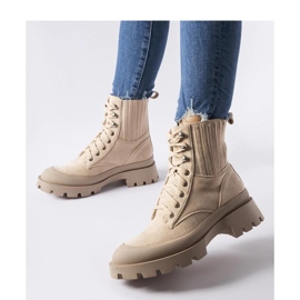 Bottines beiges en éco-daim 2