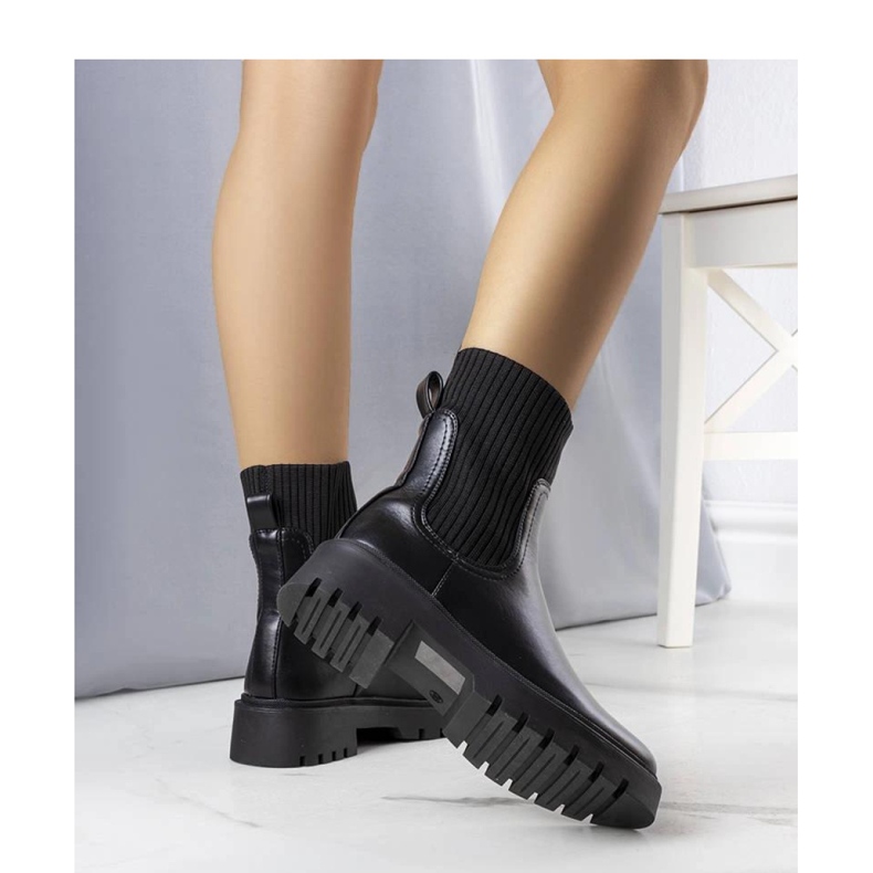 Bottes isolées noires 1