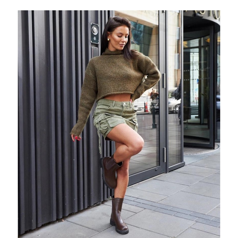 Bottes hautes marron ornées de zircons brun 1