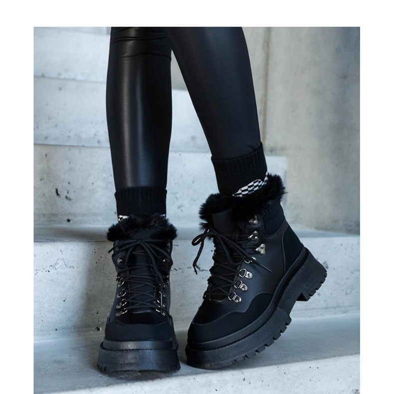 Bottines à plateforme massives avec fourrure noir 1
