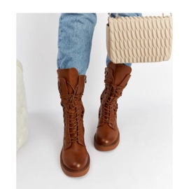Bottines marron ajourées à talons hauts brun 3