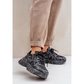 Chaussures de sport essuyées modèle 8952 noires 1