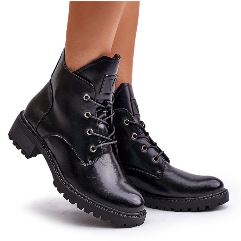 Bottes de femmes isolées noires de Vinceza 8