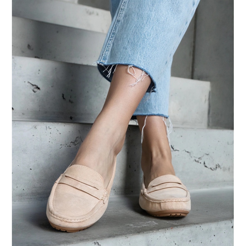 Mocassins beiges pour femmes en éco-daim 2