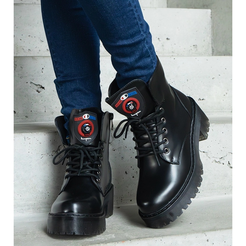 Bottes noires pour femmes 2