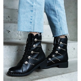 Bottines noires à lacets ornées de clous le noir 1