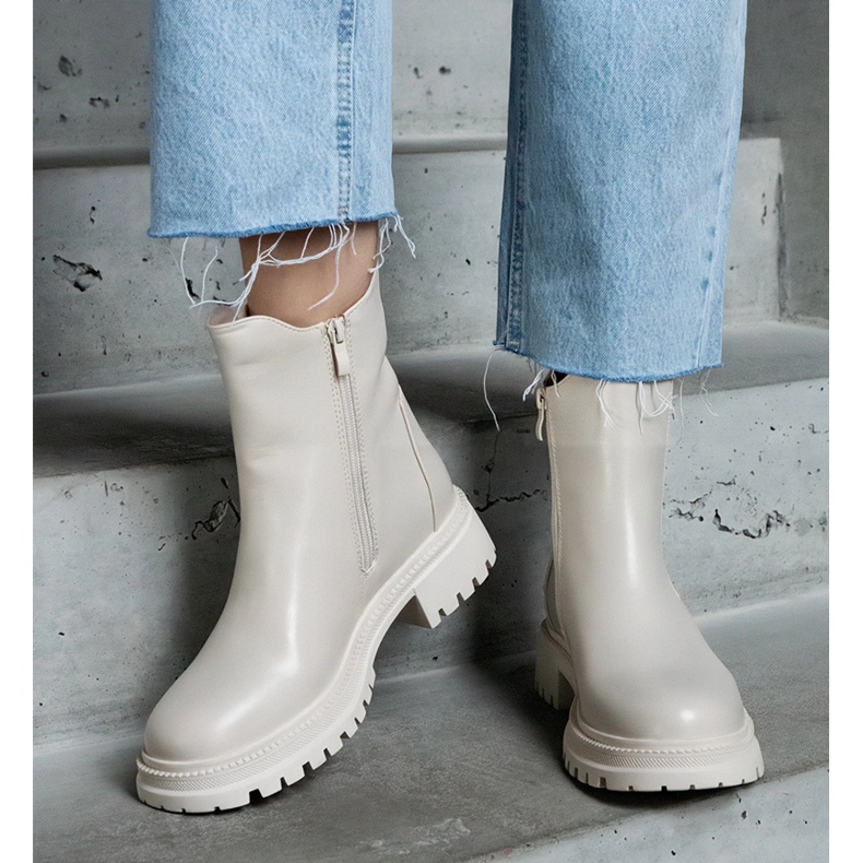 Bottines isolées beiges avec fermeture éclair, éco-cuir 1