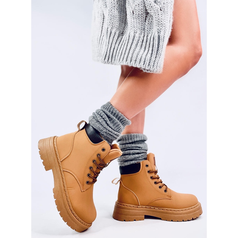 Bottes en bois camel pour femmes jaune 1