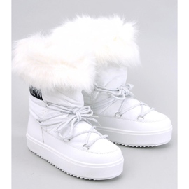 Bottes de neige blanches avec fourrure 1