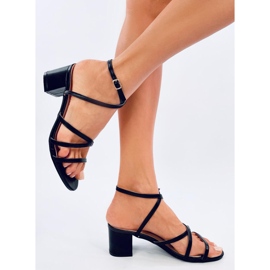 Sandales à talons noires le noir 2